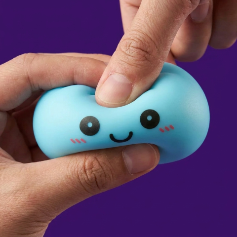 Veilleuse Dumpling Squishy Bleue Aurore — effet slow-rise, la mousse regonfle