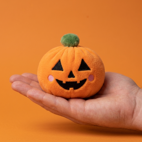 Squishy Dumpling Halloween Effrayant Lot de 5 tenu en main, taille réelle